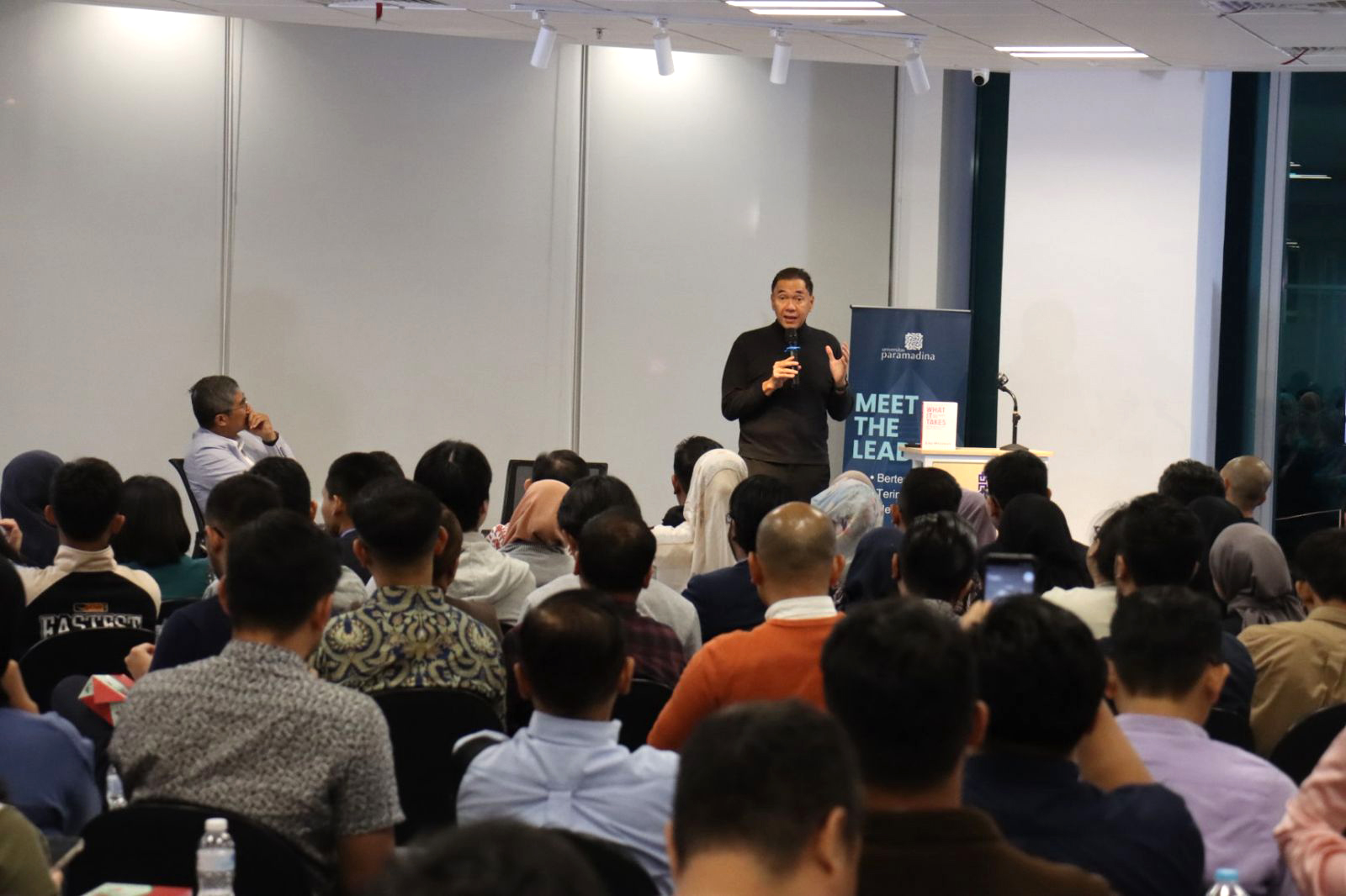 Gita Wirjawan Paparkan Tantangan Kesenjangan Sosial-Ekonomi